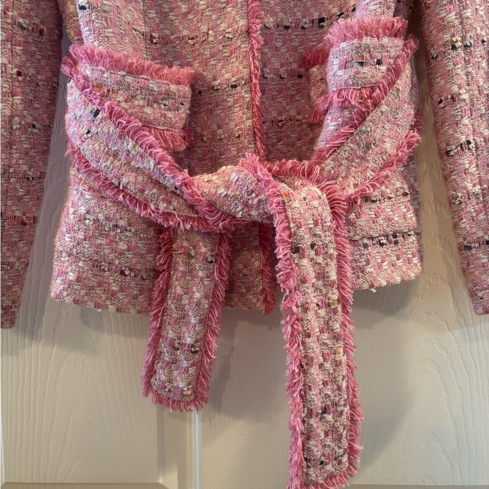 Turn heads in this gorgeous Doncaster Collection pink jacket size 8 - Picture 3 of 9